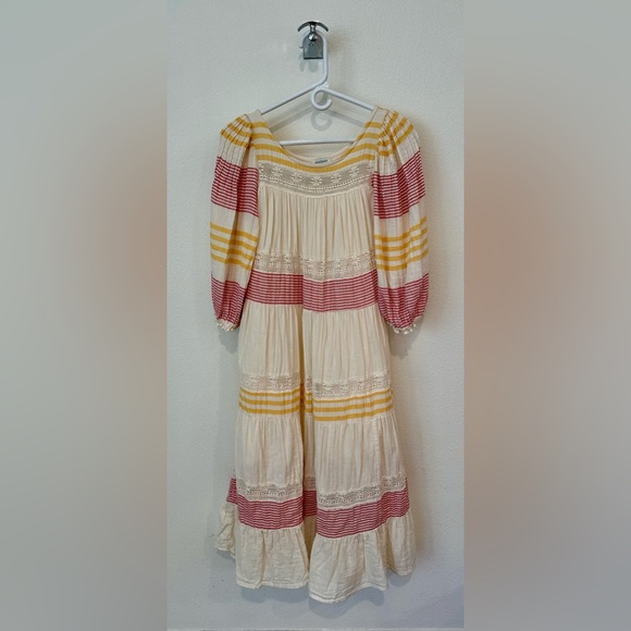 Sundance Dresses & Skirts - Sundance Yellow and Cream Lace Dress